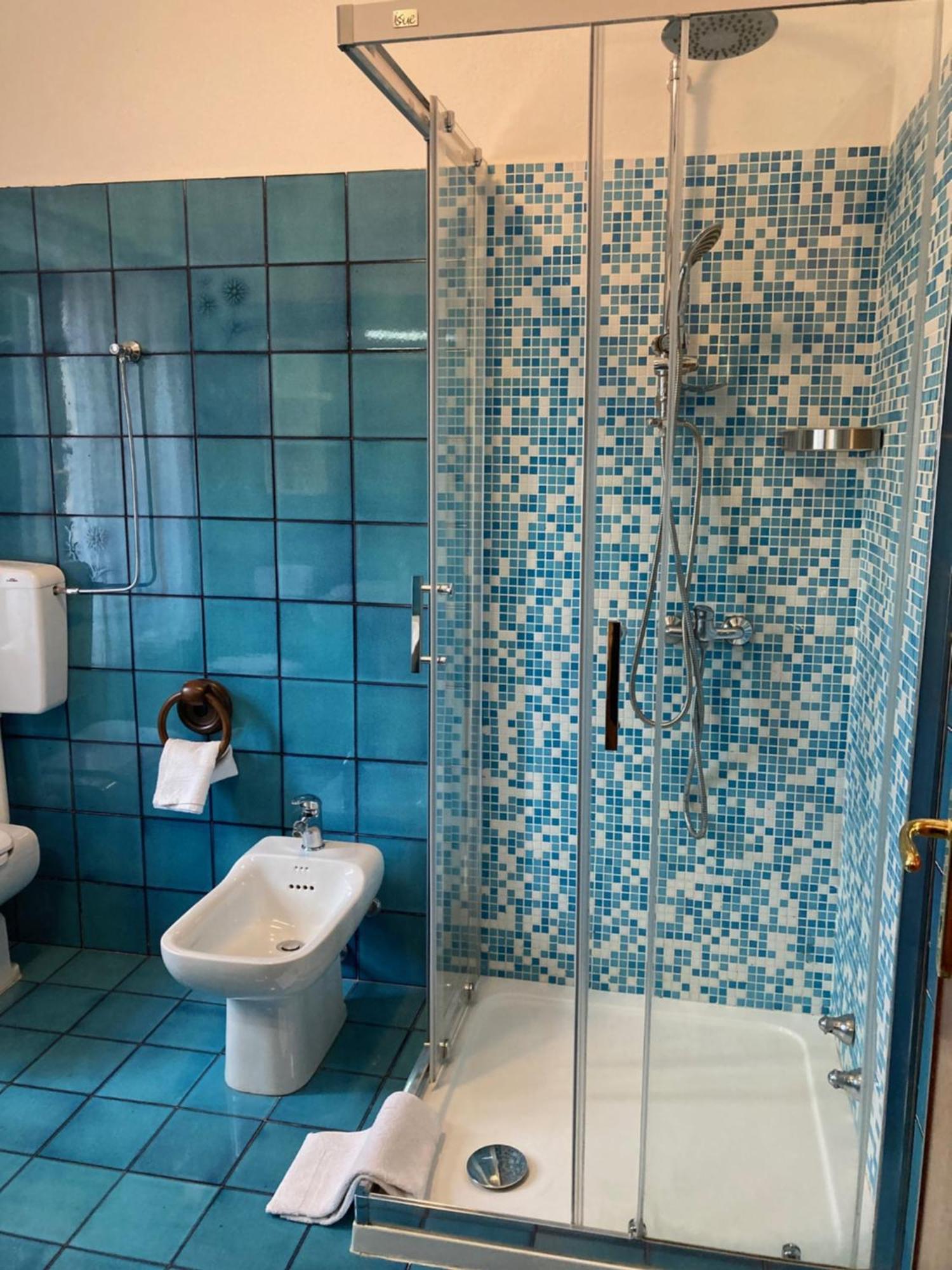 Al Rustico Hotel Torbole Sul Garda Buitenkant foto
