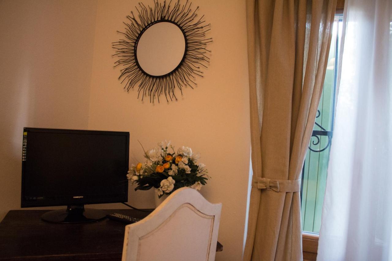 Al Rustico Hotel Torbole Sul Garda Buitenkant foto