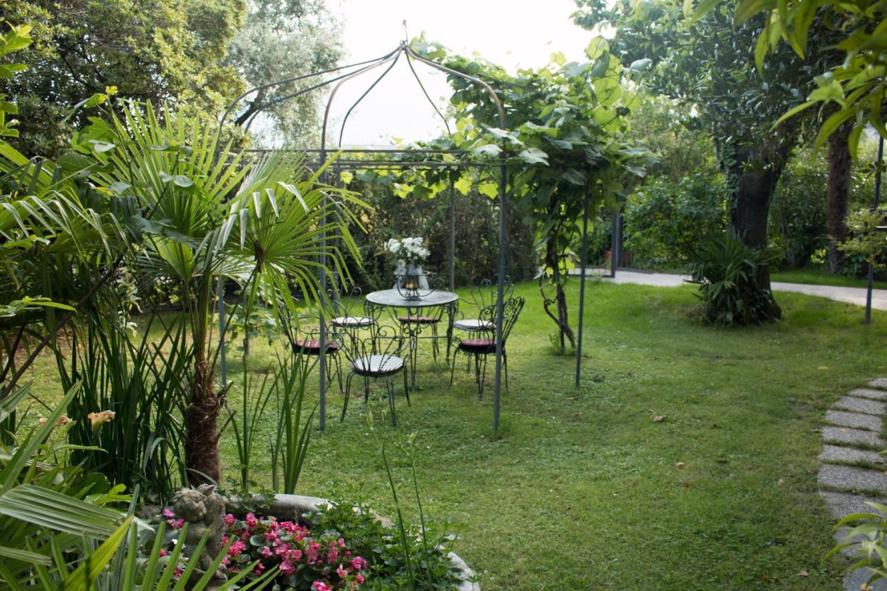Al Rustico Hotel Torbole Sul Garda Buitenkant foto