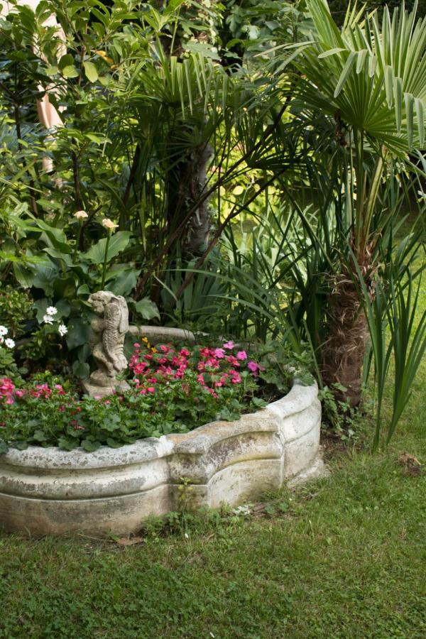 Al Rustico Hotel Torbole Sul Garda Buitenkant foto