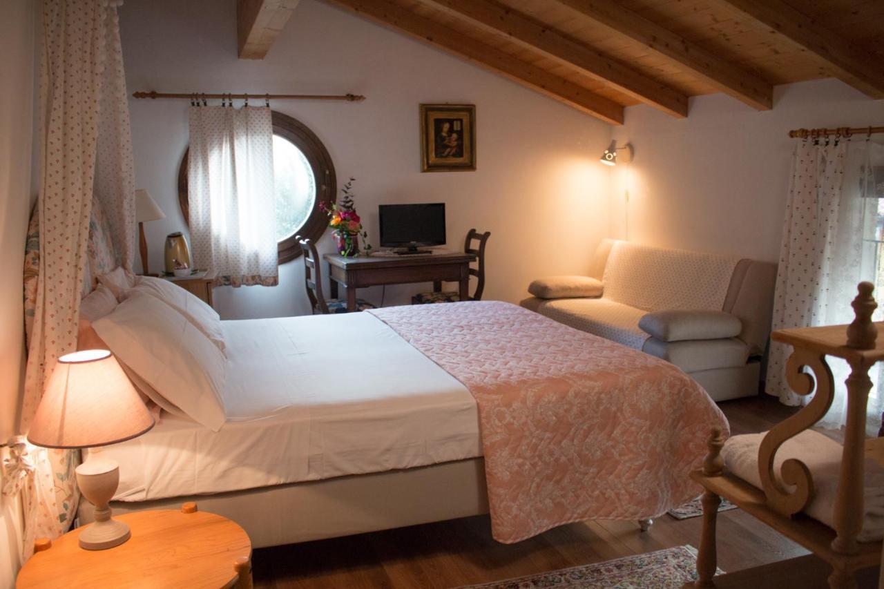 Al Rustico Hotel Torbole Sul Garda Buitenkant foto
